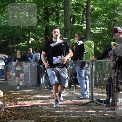 28.09.2025 - 33. Volkslauf durch das schöne Alstertal Strokosch-Dieckow http://msf.ph/oto/8967360 28.09.2025 11:41:48 Ziel 1006, 1558, 3083, 3253 meine-sportfotos.de