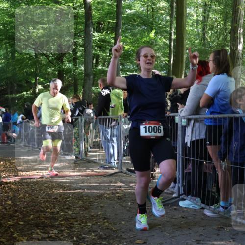 28.09.2025 - 33. Volkslauf durch das schöne Alstertal Strokosch-Dieckow http://msf.ph/oto/8967372 28.09.2025 11:41:51 Ziel 1006, 1558, 1801, 3047, 3253, 3269 meine-sportfotos.de