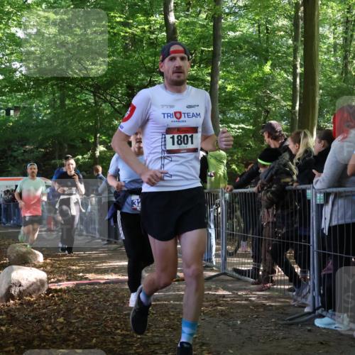 28.09.2025 - 33. Volkslauf durch das schöne Alstertal Strokosch-Dieckow http://msf.ph/oto/8967401 28.09.2025 11:41:59 Ziel 1584, 1766, 1801, 3028, 3047, 3269 meine-sportfotos.de