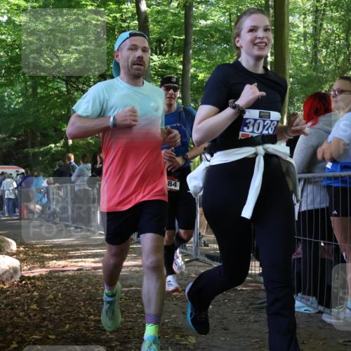 28.09.2025 - 33. Volkslauf durch das schöne Alstertal Strokosch-Dieckow http://msf.ph/oto/8967413 28.09.2025 11:42:01 Ziel 1545, 1584, 1766, 3028 meine-sportfotos.de