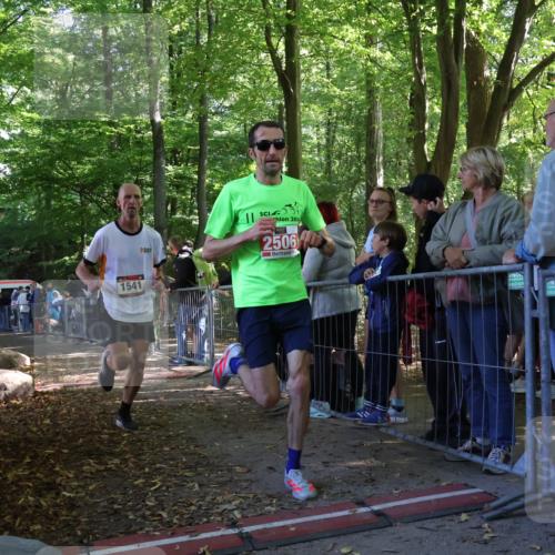28.09.2025 - 33. Volkslauf durch das schöne Alstertal Strokosch-Dieckow http://msf.ph/oto/8967447 28.09.2025 11:42:19 Ziel 1541, 2506 meine-sportfotos.de
