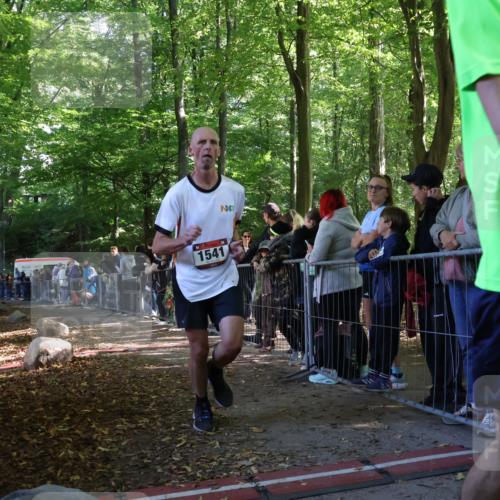 28.09.2025 - 33. Volkslauf durch das schöne Alstertal Strokosch-Dieckow http://msf.ph/oto/8967449 28.09.2025 11:42:20 Ziel 1541, 1555, 2506 meine-sportfotos.de