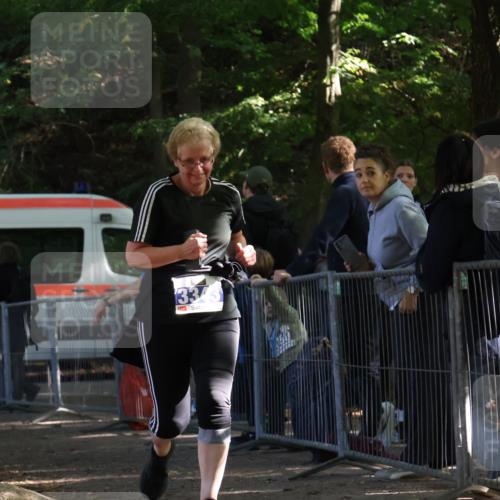 28.09.2025 - 33. Volkslauf durch das schöne Alstertal Strokosch-Dieckow http://msf.ph/oto/8967535 28.09.2025 11:42:57 Ziel 3343 meine-sportfotos.de