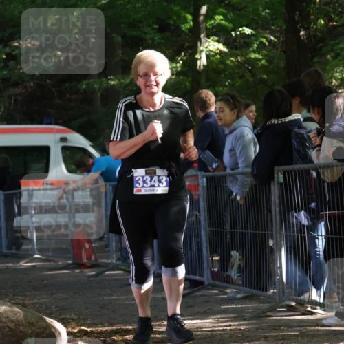 28.09.2025 - 33. Volkslauf durch das schöne Alstertal Strokosch-Dieckow http://msf.ph/oto/8967537 28.09.2025 11:42:58 Ziel 3343 meine-sportfotos.de