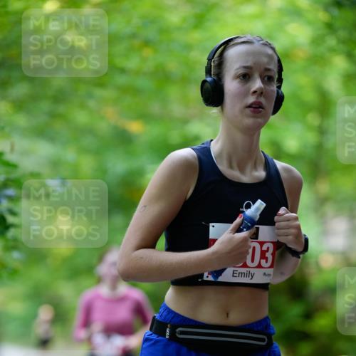 28.09.2025 - 33. Volkslauf durch das schöne Alstertal Patografie http://msf.ph/oto/8967583 28.09.2025 10:54:18 Laufen 03 meine-sportfotos.de