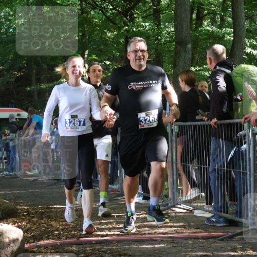 28.09.2025 - 33. Volkslauf durch das schöne Alstertal Strokosch-Dieckow http://msf.ph/oto/8967607 28.09.2025 11:44:00 Ziel 1597, 3267, 3268 meine-sportfotos.de