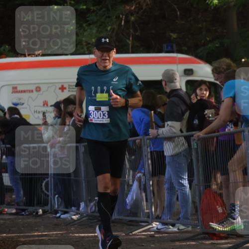 28.09.2025 - 33. Volkslauf durch das schöne Alstertal Strokosch-Dieckow http://msf.ph/oto/8967619 28.09.2025 11:44:11 Ziel 3003, 3323 meine-sportfotos.de