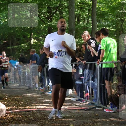 28.09.2025 - 33. Volkslauf durch das schöne Alstertal Strokosch-Dieckow http://msf.ph/oto/8967639 28.09.2025 11:44:28 Ziel 1577, 3104 meine-sportfotos.de