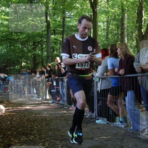 28.09.2025 - 33. Volkslauf durch das schöne Alstertal Strokosch-Dieckow http://msf.ph/oto/8967647 28.09.2025 11:44:32 Ziel 1569, 1577 meine-sportfotos.de