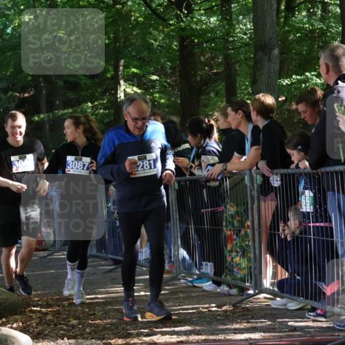 28.09.2025 - 33. Volkslauf durch das schöne Alstertal Strokosch-Dieckow http://msf.ph/oto/8967720 28.09.2025 11:45:21 Ziel 3040, 3087, 3281 meine-sportfotos.de