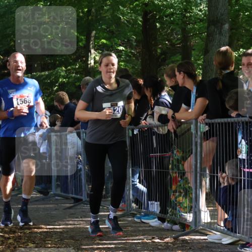 28.09.2025 - 33. Volkslauf durch das schöne Alstertal Strokosch-Dieckow http://msf.ph/oto/8967783 28.09.2025 11:45:42 Ziel 1568, 3420 meine-sportfotos.de