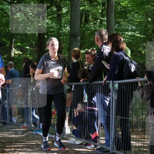 28.09.2025 - 33. Volkslauf durch das schöne Alstertal Strokosch-Dieckow http://msf.ph/oto/8967786 28.09.2025 11:45:43 Ziel 1568, 3420 meine-sportfotos.de