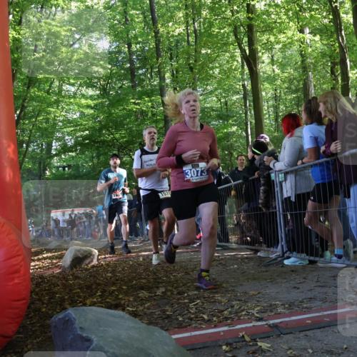 28.09.2025 - 33. Volkslauf durch das schöne Alstertal Strokosch-Dieckow http://msf.ph/oto/8967858 28.09.2025 11:46:03 Ziel 1008, 1564, 1578, 1589, 1601, 3073 meine-sportfotos.de