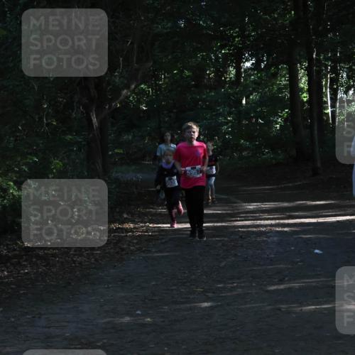 28.09.2025 - 33. Volkslauf durch das schöne Alstertal Strokosch-Dieckow http://msf.ph/oto/8967886 28.09.2025 10:46:03 Laufen 5035, 5957 meine-sportfotos.de