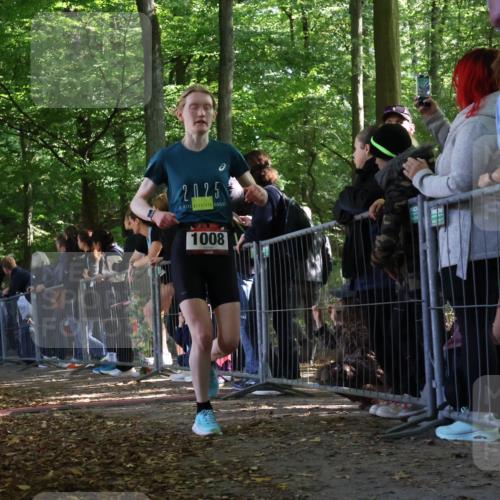 28.09.2025 - 33. Volkslauf durch das schöne Alstertal Strokosch-Dieckow http://msf.ph/oto/8967898 28.09.2025 11:46:11 Ziel 1008, 3386 meine-sportfotos.de