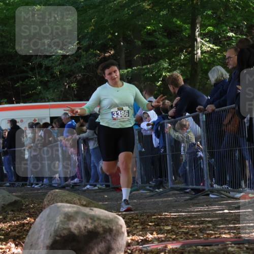 28.09.2025 - 33. Volkslauf durch das schöne Alstertal Strokosch-Dieckow http://msf.ph/oto/8967910 28.09.2025 11:46:18 Ziel 3386 meine-sportfotos.de
