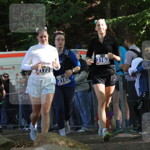 28.09.2025 - 33. Volkslauf durch das schöne Alstertal Strokosch-Dieckow http://msf.ph/oto/8967932 28.09.2025 11:46:36 Ziel 2455, 3153, 3162, 3163, 3172 meine-sportfotos.de
