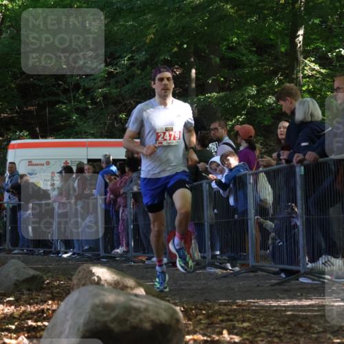 28.09.2025 - 33. Volkslauf durch das schöne Alstertal Strokosch-Dieckow http://msf.ph/oto/8968079 28.09.2025 11:48:06 Ziel 2479 meine-sportfotos.de