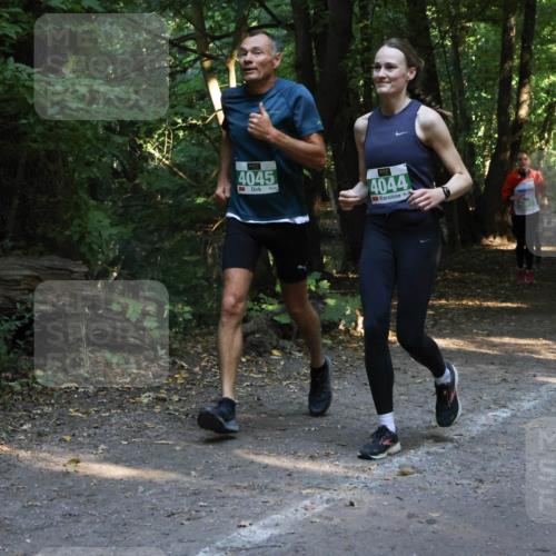 28.09.2025 - 33. Volkslauf durch das schöne Alstertal Strokosch-Dieckow http://msf.ph/oto/8968240 28.09.2025 10:55:31 Laufen 4045, 4044, 4060 meine-sportfotos.de