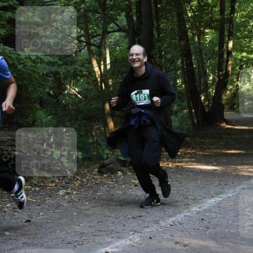 28.09.2025 - 33. Volkslauf durch das schöne Alstertal Strokosch-Dieckow http://msf.ph/oto/8968398 28.09.2025 10:57:26 Laufen 102, 4101 meine-sportfotos.de