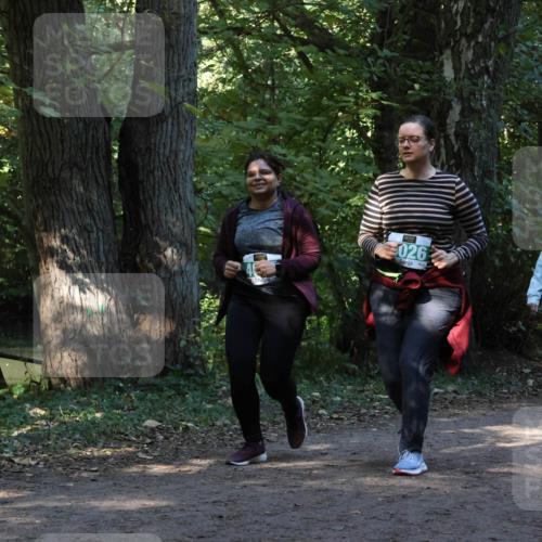 28.09.2025 - 33. Volkslauf durch das schöne Alstertal Strokosch-Dieckow http://msf.ph/oto/8968540 28.09.2025 11:05:14 Laufen 026 meine-sportfotos.de