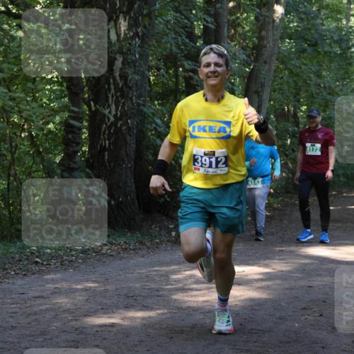 28.09.2025 - 33. Volkslauf durch das schöne Alstertal Strokosch-Dieckow http://msf.ph/oto/8968617 28.09.2025 11:09:59 Laufen 3912, 4143, 4172, 3330 meine-sportfotos.de