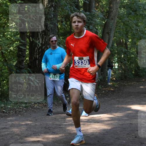 28.09.2025 - 33. Volkslauf durch das schöne Alstertal Strokosch-Dieckow http://msf.ph/oto/8968626 28.09.2025 11:10:02 Laufen 4143, 3330 meine-sportfotos.de
