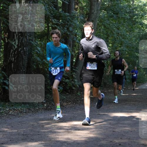 28.09.2025 - 33. Volkslauf durch das schöne Alstertal Strokosch-Dieckow http://msf.ph/oto/8968651 28.09.2025 11:10:57 Laufen 3416, 3368, 3349 meine-sportfotos.de