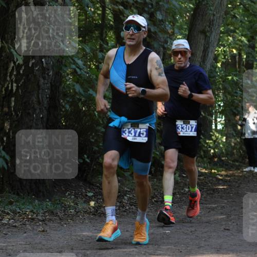 28.09.2025 - 33. Volkslauf durch das schöne Alstertal Strokosch-Dieckow http://msf.ph/oto/8968882 28.09.2025 11:17:57 Laufen 3375, 3307 meine-sportfotos.de