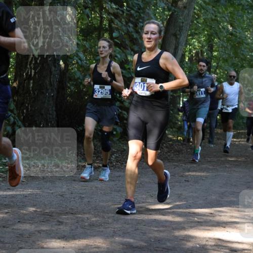 28.09.2025 - 33. Volkslauf durch das schöne Alstertal Strokosch-Dieckow http://msf.ph/oto/8969028 28.09.2025 11:20:26 Laufen 2023, 3335, 3295, 301, 3411, 3169 meine-sportfotos.de
