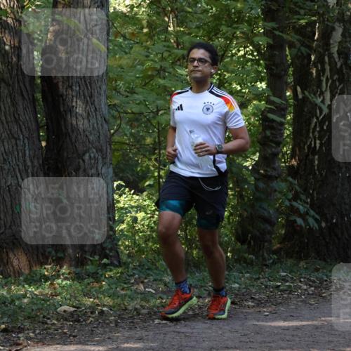 28.09.2025 - 33. Volkslauf durch das schöne Alstertal Strokosch-Dieckow http://msf.ph/oto/8969077 28.09.2025 11:21:03 Laufen  meine-sportfotos.de