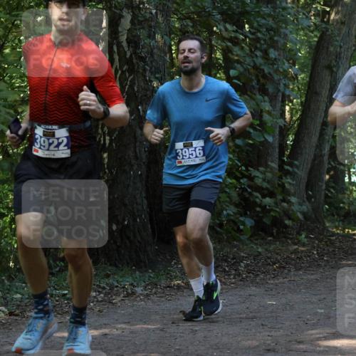 28.09.2025 - 33. Volkslauf durch das schöne Alstertal Strokosch-Dieckow http://msf.ph/oto/8969146 28.09.2025 11:22:06 Laufen 3922, 3956, 3287 meine-sportfotos.de