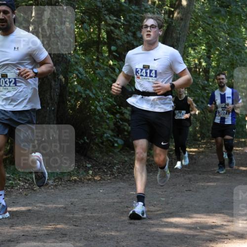 28.09.2025 - 33. Volkslauf durch das schöne Alstertal Strokosch-Dieckow http://msf.ph/oto/8969153 28.09.2025 11:22:16 Laufen 3032, 3414, 24, 4307 meine-sportfotos.de