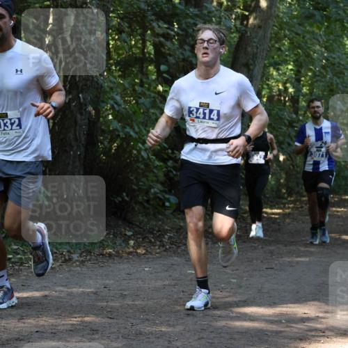28.09.2025 - 33. Volkslauf durch das schöne Alstertal Strokosch-Dieckow http://msf.ph/oto/8969154 28.09.2025 11:22:16 Laufen 3032, 3414, 3071 meine-sportfotos.de