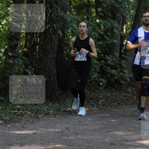 28.09.2025 - 33. Volkslauf durch das schöne Alstertal Strokosch-Dieckow http://msf.ph/oto/8969156 28.09.2025 11:22:18 Laufen 3942, 3071 meine-sportfotos.de