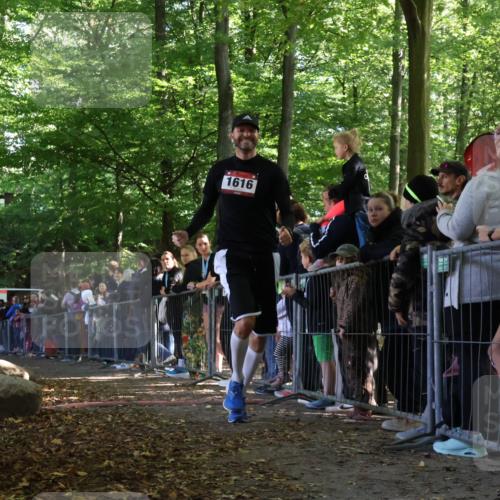28.09.2025 - 33. Volkslauf durch das schöne Alstertal Strokosch-Dieckow http://msf.ph/oto/8969295 28.09.2025 11:49:37 Ziel 1616 meine-sportfotos.de