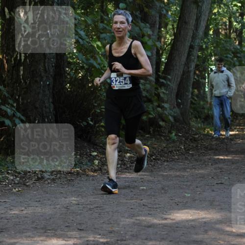 28.09.2025 - 33. Volkslauf durch das schöne Alstertal Strokosch-Dieckow http://msf.ph/oto/8969313 28.09.2025 11:25:31 Laufen 3254 meine-sportfotos.de