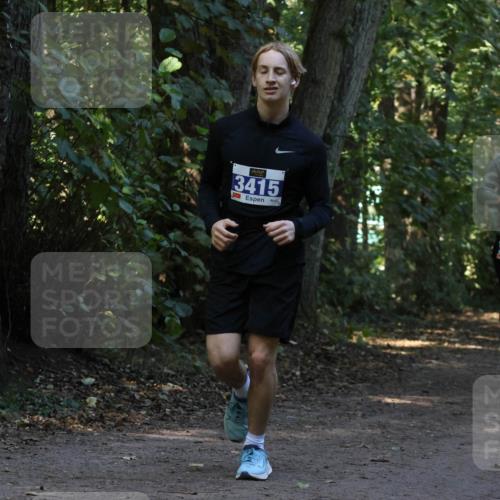 28.09.2025 - 33. Volkslauf durch das schöne Alstertal Strokosch-Dieckow http://msf.ph/oto/8969340 28.09.2025 11:25:57 Laufen 3415, 3100 meine-sportfotos.de