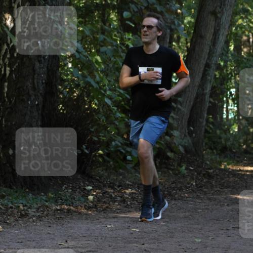 28.09.2025 - 33. Volkslauf durch das schöne Alstertal Strokosch-Dieckow http://msf.ph/oto/8969359 28.09.2025 11:26:14 Laufen 310 meine-sportfotos.de