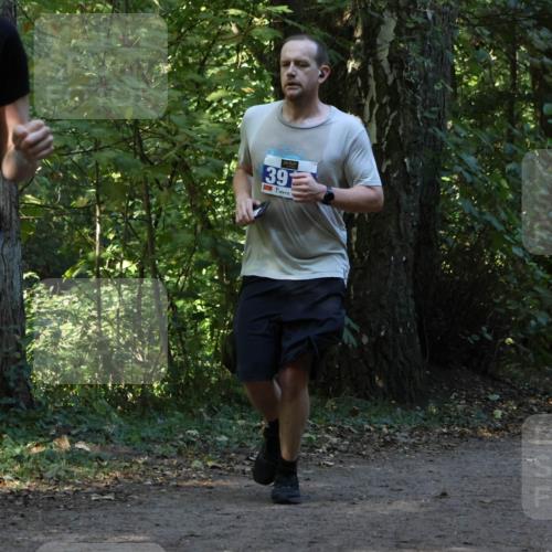 28.09.2025 - 33. Volkslauf durch das schöne Alstertal Strokosch-Dieckow http://msf.ph/oto/8969400 28.09.2025 11:27:00 Laufen 3321, 39 meine-sportfotos.de