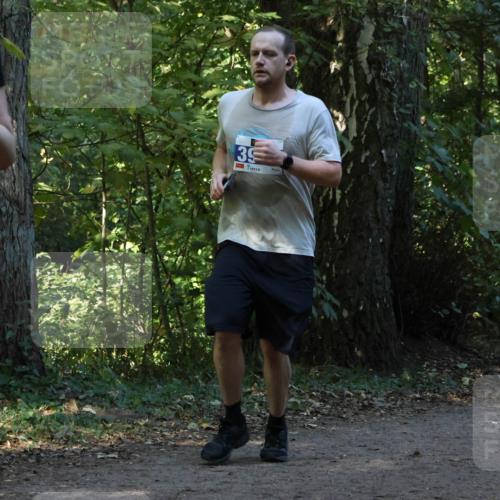 28.09.2025 - 33. Volkslauf durch das schöne Alstertal Strokosch-Dieckow http://msf.ph/oto/8969401 28.09.2025 11:27:00 Laufen 3321, 39 meine-sportfotos.de