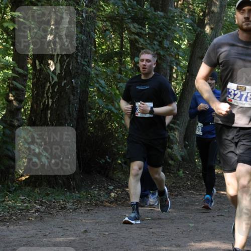 28.09.2025 - 33. Volkslauf durch das schöne Alstertal Strokosch-Dieckow http://msf.ph/oto/8969436 28.09.2025 11:27:48 Laufen 33, 3278, 3950 meine-sportfotos.de