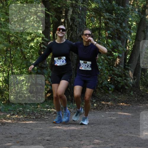 28.09.2025 - 33. Volkslauf durch das schöne Alstertal Strokosch-Dieckow http://msf.ph/oto/8969496 28.09.2025 11:29:13 Laufen 3023, 3022 meine-sportfotos.de