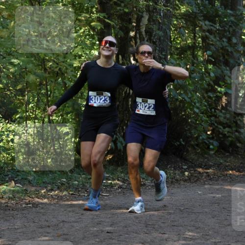 28.09.2025 - 33. Volkslauf durch das schöne Alstertal Strokosch-Dieckow http://msf.ph/oto/8969501 28.09.2025 11:29:13 Laufen 3023, 3022 meine-sportfotos.de