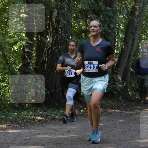28.09.2025 - 33. Volkslauf durch das schöne Alstertal Strokosch-Dieckow http://msf.ph/oto/8969548 28.09.2025 11:30:18 Laufen 3218, 3217 meine-sportfotos.de