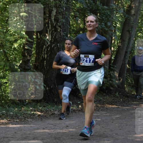 28.09.2025 - 33. Volkslauf durch das schöne Alstertal Strokosch-Dieckow http://msf.ph/oto/8969550 28.09.2025 11:30:18 Laufen 3218, 3217 meine-sportfotos.de