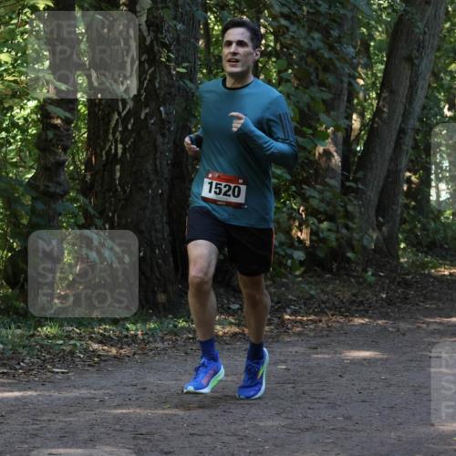 28.09.2025 - 33. Volkslauf durch das schöne Alstertal Strokosch-Dieckow http://msf.ph/oto/8969617 28.09.2025 11:31:59 Laufen 1520 meine-sportfotos.de