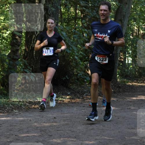 28.09.2025 - 33. Volkslauf durch das schöne Alstertal Strokosch-Dieckow http://msf.ph/oto/8969661 28.09.2025 11:33:02 Laufen 3183, 1523, 3007 meine-sportfotos.de