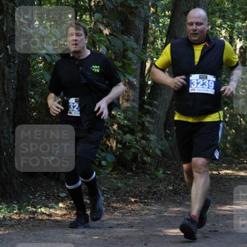 28.09.2025 - 33. Volkslauf durch das schöne Alstertal Strokosch-Dieckow http://msf.ph/oto/8969721 28.09.2025 11:34:39 Laufen 20, 3239 meine-sportfotos.de