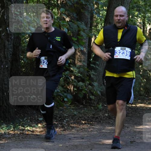28.09.2025 - 33. Volkslauf durch das schöne Alstertal Strokosch-Dieckow http://msf.ph/oto/8969722 28.09.2025 11:34:39 Laufen 32, 3239 meine-sportfotos.de